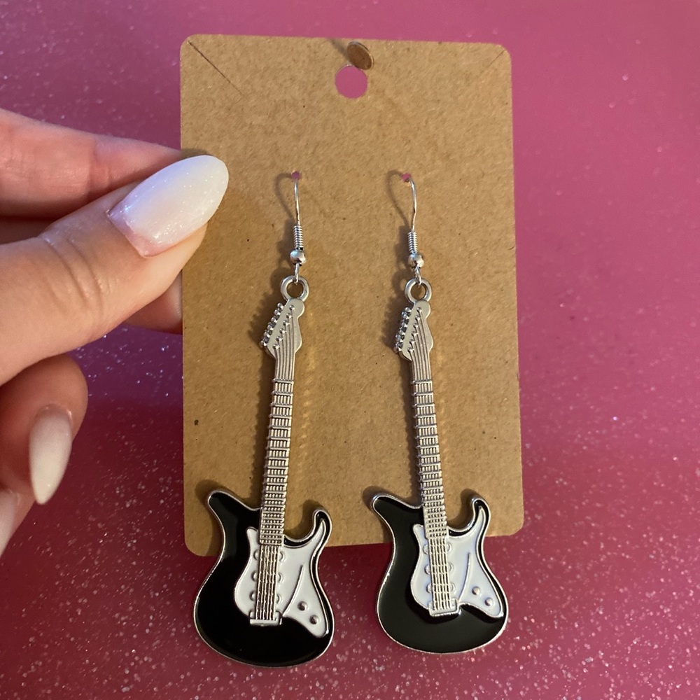 Retro Guitar Earrings